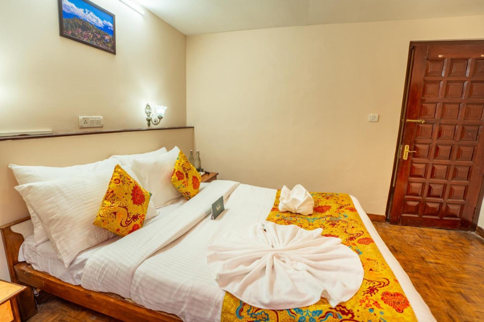 Muscatel Fairmont - 100 Mts From Mall Road Dardżyling Zewnętrze zdjęcie
