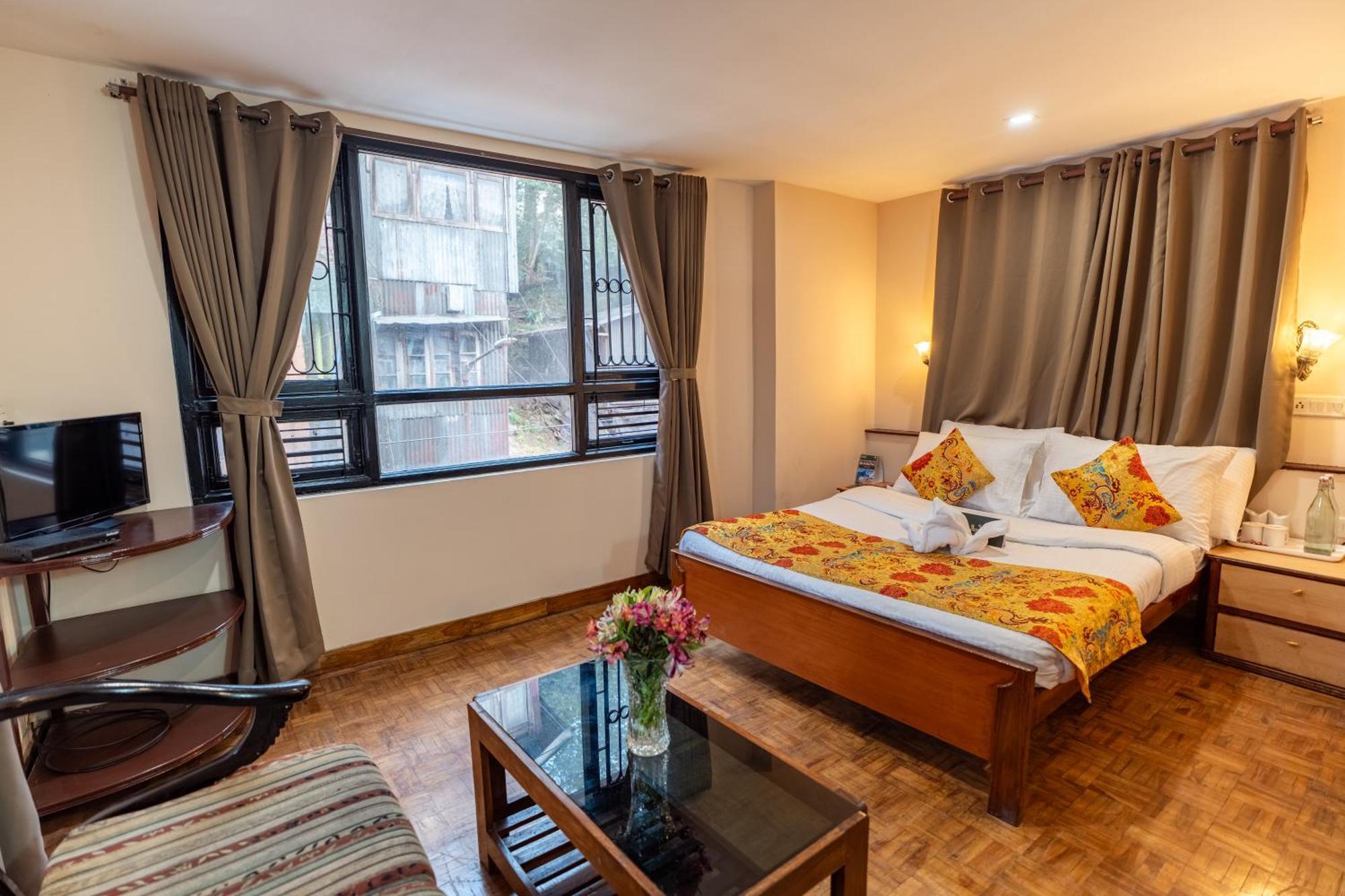 Muscatel Fairmont - 100 Mts From Mall Road Dardżyling Zewnętrze zdjęcie
